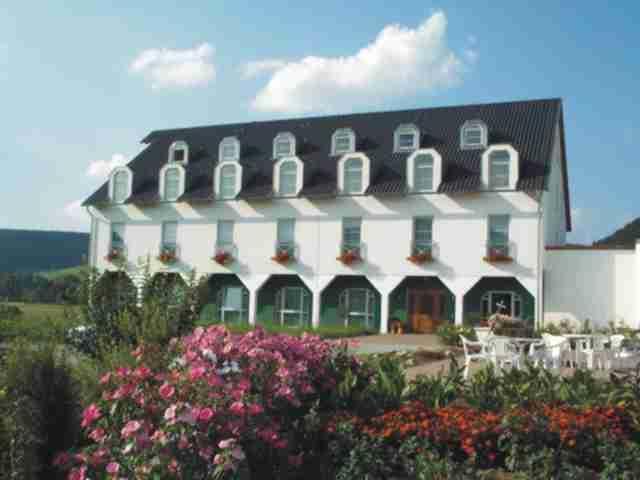 Hotel Zur Werra Schmalkalden Exterior photo